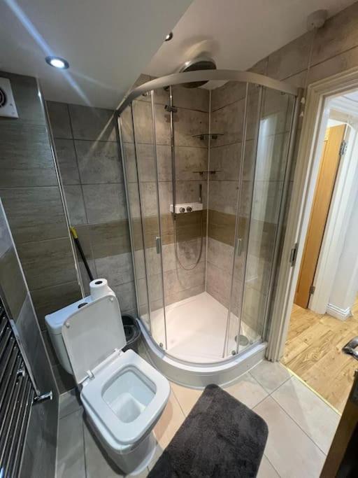 2 Bedroom Apartment In Hampdenrd 伦敦 外观 照片